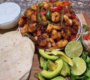 Skillet Shrimp Fajitas with Cilantro-Lime Cream Photo