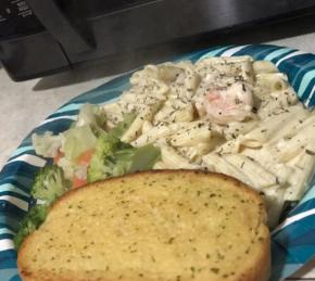 Mushroom Shrimp Alfredo Pasta Photo