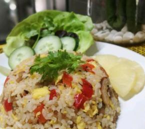 Thai Fried Rice with Pineapple and Chicken Photo