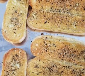 Quick Garlic Breadsticks Photo