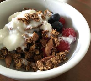 Crunchy Sugar-Free Granola Photo