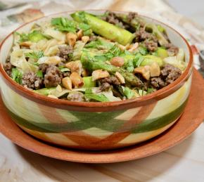 Beef and Asparagus Noodles Photo