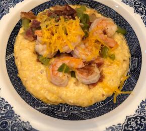 Shrimp and Cheesy Grits with Bacon Photo