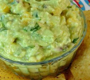 Mango-Tomatillo Guacamole Photo