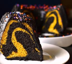 Pumpkin-Black Cocoa Swirl Cake Photo