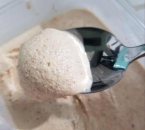 Cinnamon Ice Cream Photo