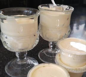 Piña Colada Pudding Shots! Photo