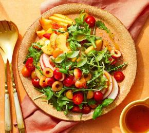 Arugula Salad with Stone Fruit Photo