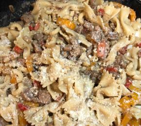 Linguine with Peppers and Sausage Photo