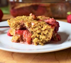 Strawberry Peanut Butter Baked Oatmeal Photo