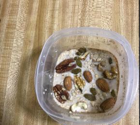 Quaker® Banana Bread Overnight Oats Photo