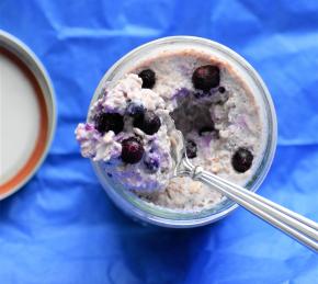 Blueberry-Cinnamon Overnight Oats with Greek Yogurt Photo