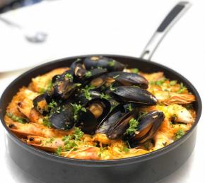 Authentic Seafood Paella Photo