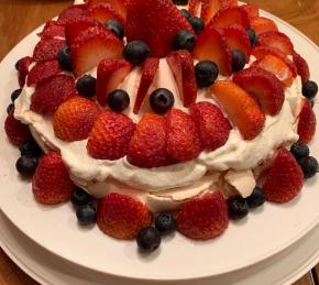 Chef John's Pavlova with Strawberries Photo