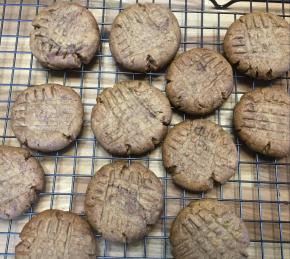 5-Ingredient Peanut Butter Chocolate Cookies Photo