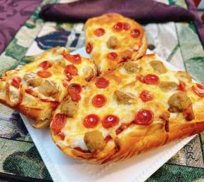 Baguette Pizza Photo