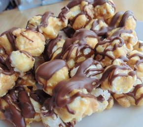 Chocolate-Covered Caramel Corn Photo