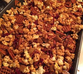 DB's Caramel Popcorn Bacon Mix Photo