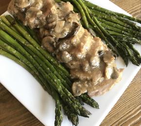 Garlic Pork Tenderloin with Mushroom Gravy Photo