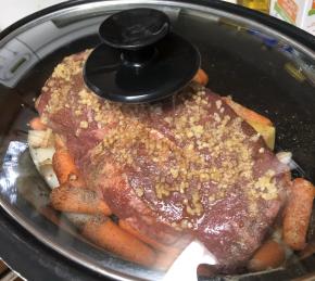 Garlic Top Sirloin Pot Roast Photo