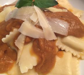 Cheese Ravioli with Pumpkin Sauce Photo