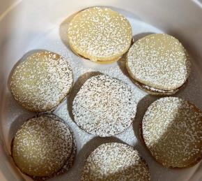 Alfajores (Dulce de Leche Sandwich Cookies) Photo