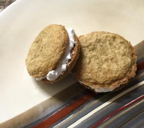 Oatmeal Cinnamon Cream Pies Photo