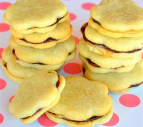 Salted Caramel Chocolate Sandwich Cookie Photo