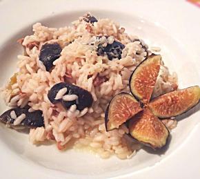 Risotto with Fresh Figs and Prosciutto Photo