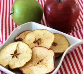 Perfect Apple Chips Photo