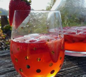 Strawberry Sangria Photo