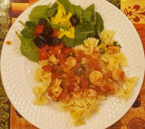 Spicy Shrimp and Tomato Scampi Photo