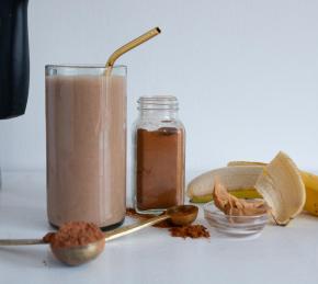 Banana Peanut Butter Smoothie Photo