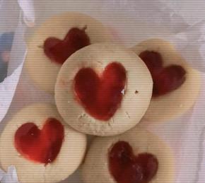 Swedish Hallongrottor Cookies (Raspberry Caves) Photo