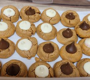 Raspberry Thumbprint Cookies Photo