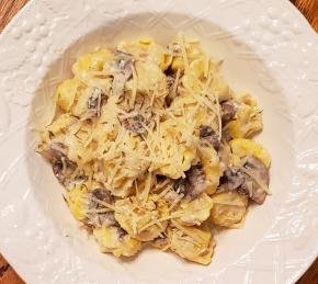 Creamy Mushroom Tortellini Alfredo Photo