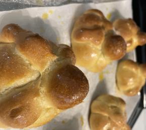 Pan de Muertos (Mexican Bread of the Dead) Photo