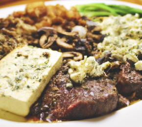 Blue Cheese Crusted Filet Mignon with Port Wine Sauce Photo